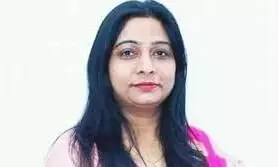 ബി.ജെ.പി വിട്ട യു.പി മുൻ മന്ത്രിയുടെ മകൾ പാർട്ടി പ്രചാരണങ്ങളിൽ സജീവം ബി.ജെ.പി വിട്ട യു.പി മുൻ മന്ത്രിയുടെ മകൾ പാർട്ടി പ്രചാരണങ്ങളിൽ സജീവം