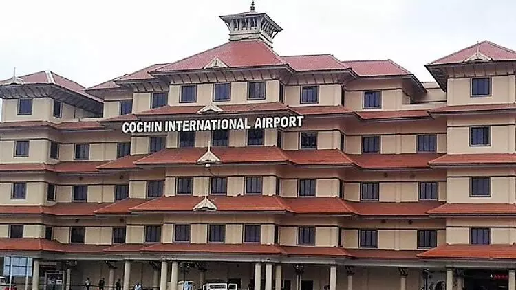 കൊച്ചി രാജ്യത്തെ മൂന്നാമത്തെ തിരക്കേറിയ വിമാനത്താവളം കൊച്ചി രാജ്യത്തെ മൂന്നാമത്തെ തിരക്കേറിയ വിമാനത്താവളം