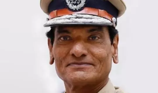 അക്കൗണ്ട് വിവരങ്ങൾ സ്വകാര്യ ഏജൻസിക്ക്: പൊലീസിനുള്ളിൽ പ്രതിഷേധം; ആശങ്ക അടിസ്ഥാനമില്ലാത്തതെന്ന് ഡി.ജി.പി അക്കൗണ്ട് വിവരങ്ങൾ സ്വകാര്യ ഏജൻസിക്ക്: പൊലീസിനുള്ളിൽ പ്രതിഷേധം; ആശങ്ക അടിസ്ഥാനമില്ലാത്തതെന്ന് ഡി.ജി.പി