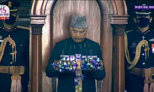 സർക്കാറിന്റേത് അംബേദ്ക്കറുടെ തുല്യതാനയം; മുന്നോട്ടുവെക്കുന്നത് 25 വർഷത്തെ ലക്ഷ്യം മുൻനിർത്തിയുള്ള വികസനനയം -രാഷ്ട്രപതി