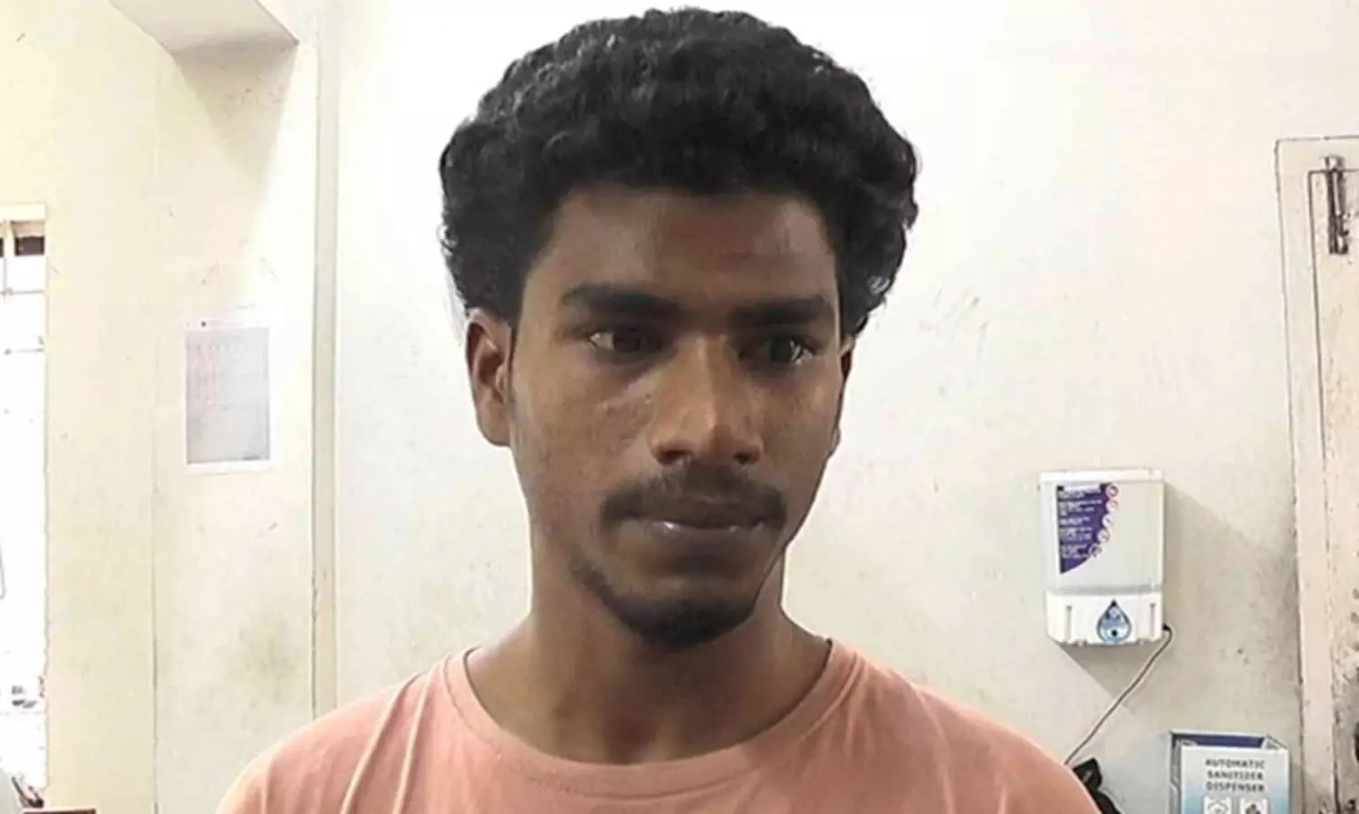 മദ്യപിക്കാൻ ഗ്ലാസ് നൽകാതിരുന്ന ജീവനക്കാരനെ മർദിച്ച സംഭവത്തിൽ ഒരാൾ അറസ്റ്റിൽ