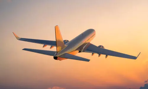 വിമാന ഇന്ധനവില വീണ്ടും കുത്തനെ കൂട്ടി; ഒറ്റയടിക്ക് 8.5 ശതമാനം വർധനവ് വിമാന ഇന്ധനവില വീണ്ടും കുത്തനെ കൂട്ടി; ഒറ്റയടിക്ക് 8.5 ശതമാനം വർധനവ്