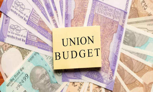 ബജറ്റിൽ പ്രതിഷേധിച്ച്​ കേരള എം.പിമാർ