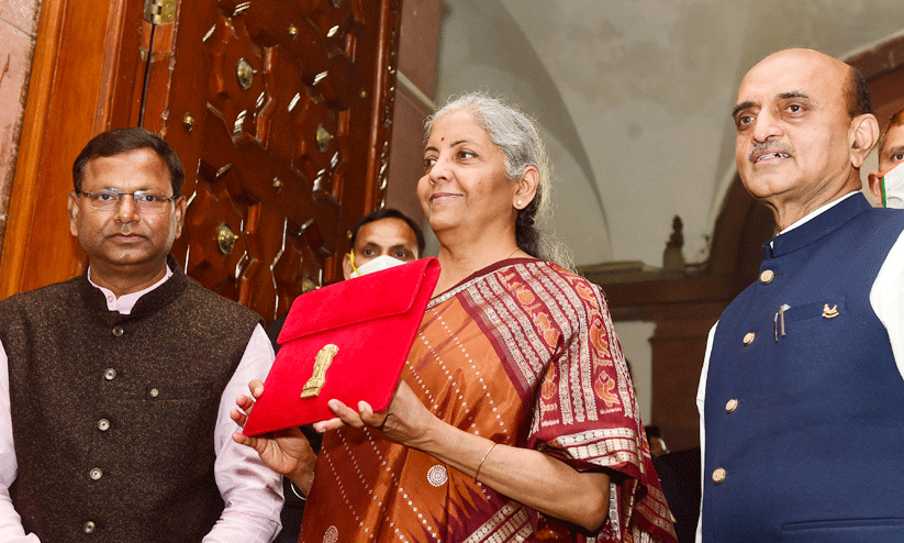 പ്രവാസികൾക്ക് ആശയും നിരാശയുമായി കേന്ദ്ര ബജറ്റ് പ്രവാസികൾക്ക് ആശയും നിരാശയുമായി കേന്ദ്ര ബജറ്റ്