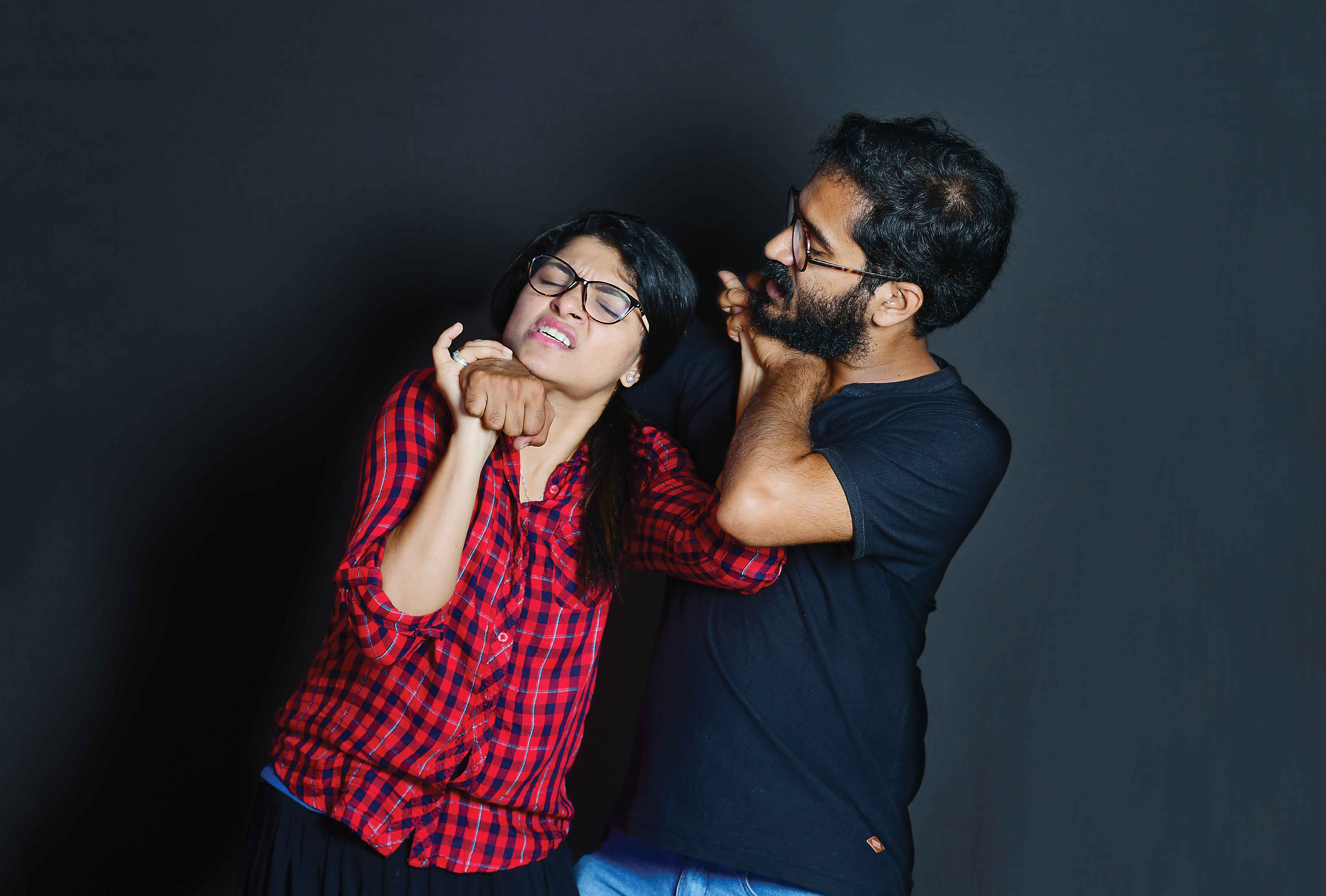 ടോക്സിക് ബന്ധങ്ങൾ തിരിച്ചറിയാനും പുറത്തുകടക്കാനും   അറിയേണ്ട കാര്യങ്ങൾ...