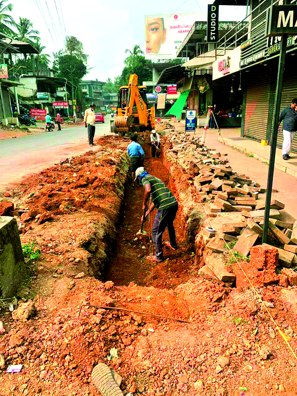 പള്ളിപ്പടി- തേക്കിൻ ചുവട് റോഡ്​ നവീകരണം തുടങ്ങി