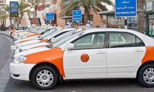 യാത്രക്കാരില്ല; ജീവിതവഴിയിൽ ബ്രേക്കില്ലാതെ ടാക്സി ഡ്രൈവർമാർ യാത്രക്കാരില്ല; ജീവിതവഴിയിൽ ബ്രേക്കില്ലാതെ ടാക്സി ഡ്രൈവർമാർ