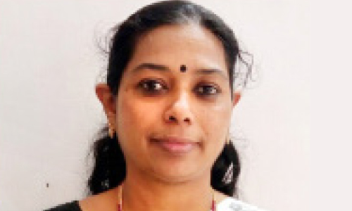 നൂറുകവിഞ്ഞ് സ്മിത ടീച്ചറുടെ ശുഭദിന കവിതകള് നൂറുകവിഞ്ഞ് സ്മിത ടീച്ചറുടെ ശുഭദിന കവിതകള്