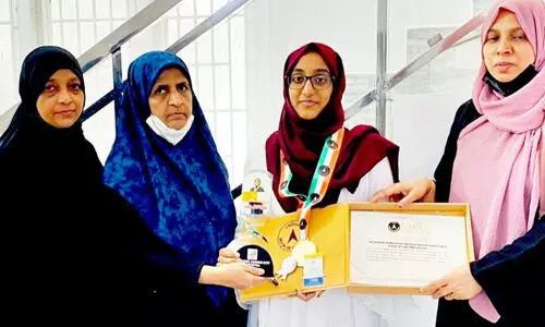 ഓ​വ​ർ​സീ​സ് ക​ണ്ണൂ​ർ സി​റ്റി കൂ​ട്ടാ​യ്മ ആ​ദ​രി​ച്ചു