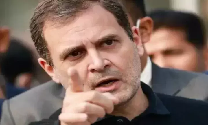 അവർ രണ്ട്​ ഇന്ത്യയെ സൃഷ്ടിക്കുന്നു; ഒന്ന്​ ധനികരുടേത്​​, ഒന്ന്​ ദരിദ്രരുടേതും​: തൊഴിലില്ലായ്മക്കെതിരെ രാഹുൽ ഗാന്ധി