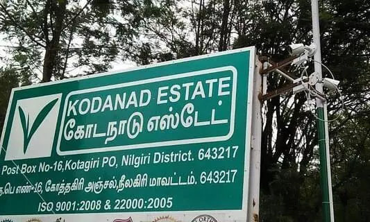 കൈയിൽ പണമില്ല, പുറത്ത് കൊടും തണുപ്പ്; ജാമ്യം റദ്ദാക്കി ജയിലിൽ അടക്കണമെന്ന ആവശ്യവുമായി ഗുണ്ട വാളയാർ മനോജ് കൈയിൽ പണമില്ല, പുറത്ത് കൊടും തണുപ്പ്; ജാമ്യം റദ്ദാക്കി ജയിലിൽ അടക്കണമെന്ന ആവശ്യവുമായി ഗുണ്ട വാളയാർ മനോജ്