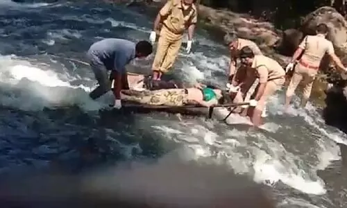 യുവതിയടക്കം മൂന്ന് അന്തർ സംസ്ഥാന തൊഴിലാളികൾ പുഴയിൽ മരിച്ച നിലയിൽ