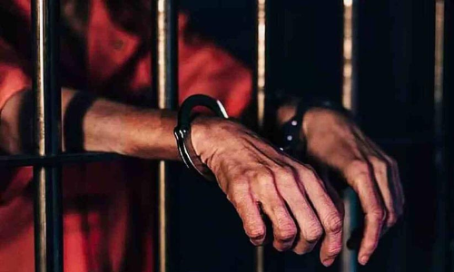 മോഷണക്കേസില്‍ അഞ്ചുപേര്‍ക്ക് മൂന്നുവർഷം വീതം തടവ്