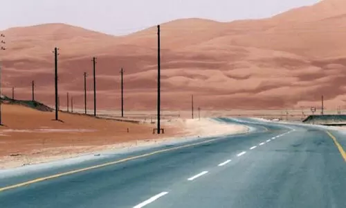 ഒമാൻ-സൗദി ഹൈവേ: യാത്ര ചെയ്തതത്​ 35,000 ആളുകൾ