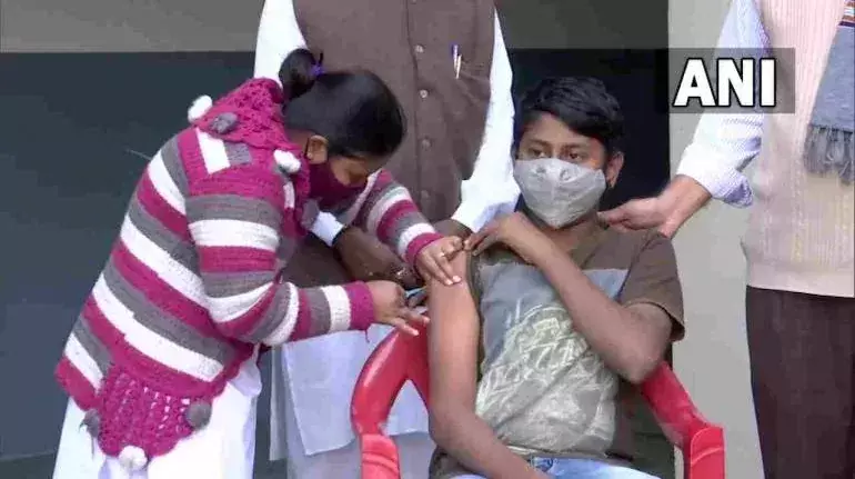 കോവിഡ് വാക്സിനേഷനായി സർക്കാർ ഇതുവരെ ചെലവഴിച്ചത് 28,000 കോടി; 23,000 കോടിയും നൽകിയത് സിറം ഇൻസ്റ്റിറ്റ്യൂട്ടിന്