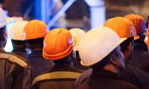 വിദേശ തൊഴിലാളികളെ കുറക്കും -മന്ത്രി ഖലഫ് വിദേശ തൊഴിലാളികളെ കുറക്കും -മന്ത്രി ഖലഫ്