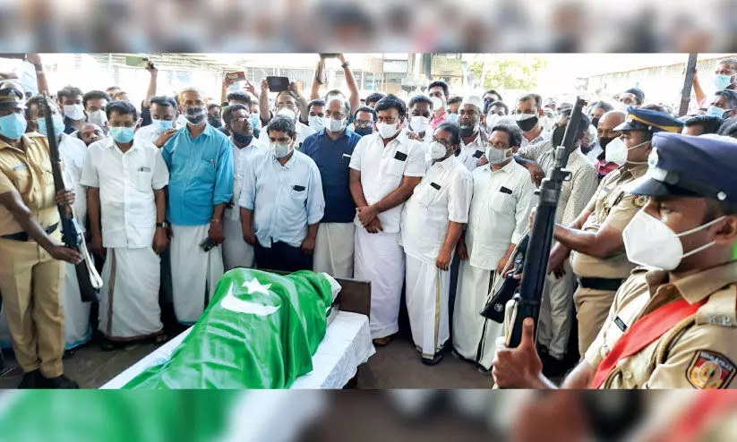 ജനനേതാവിന് യാത്രാമൊഴി