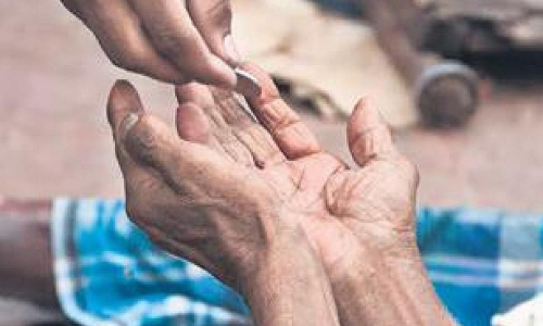 അ​ജ്മാ​നി​ല്‍ 45 യാ​ച​ക​രെ പി​ടി​കൂ​ടി