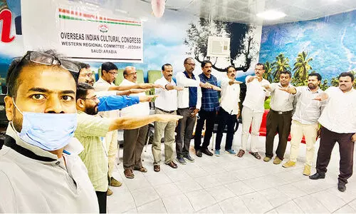 ഒ.​ഐ.​സി.​സി റീ​ജ​ന​ൽ ക​മ്മി​റ്റി ഗാ​ന്ധി സ്മൃ​തി പ്ര​തി​ജ്ഞ ന​ട​ത്തി