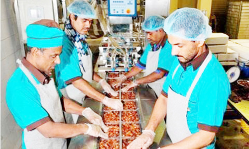 സൽമാൻ രാജാവി‍​െൻറ സമ്മാനമായി 94 രാജ്യങ്ങളിലേക്ക്​ ഈത്തപ്പഴം