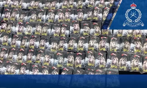 100 കി​ലോ ഹാ​ഷി​ഷു​മാ​യി ര​ണ്ട് വി​ദേ​ശി​ക​ള്‍ പി​ടി​യി​ൽ