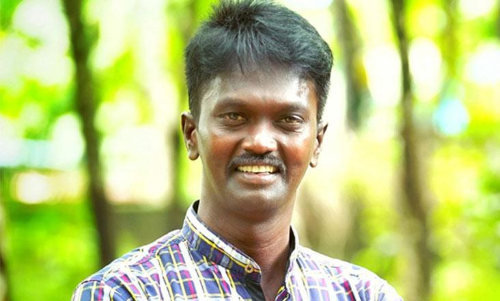 വാവ സുരേഷിനെ ഐ.സി.യുവിൽനിന്ന്​ മുറിയിലേക്ക്​ മാറ്റി