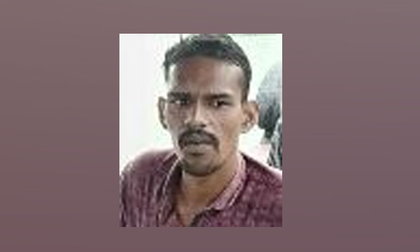 എം.സി റോഡിൽ ബൈക്കുകൾ കൂട്ടിയിടിച്ച് യുവാവ് മരിച്ചു എം.സി റോഡിൽ ബൈക്കുകൾ കൂട്ടിയിടിച്ച് യുവാവ് മരിച്ചു