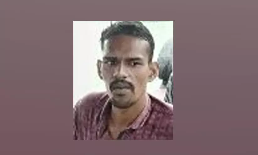 എം.സി റോഡിൽ ബൈക്കുകൾ കൂട്ടിയിടിച്ച് യുവാവ് മരിച്ചു എം.സി റോഡിൽ ബൈക്കുകൾ കൂട്ടിയിടിച്ച് യുവാവ് മരിച്ചു