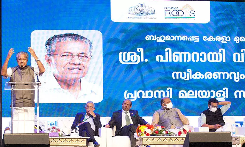 വന്ദേ ഭാരത് ട്രെയിൻ കേരളത്തിന് യോജിച്ചതല്ല -മുഖ്യമന്ത്രി വന്ദേ ഭാരത് ട്രെയിൻ കേരളത്തിന് യോജിച്ചതല്ല -മുഖ്യമന്ത്രി