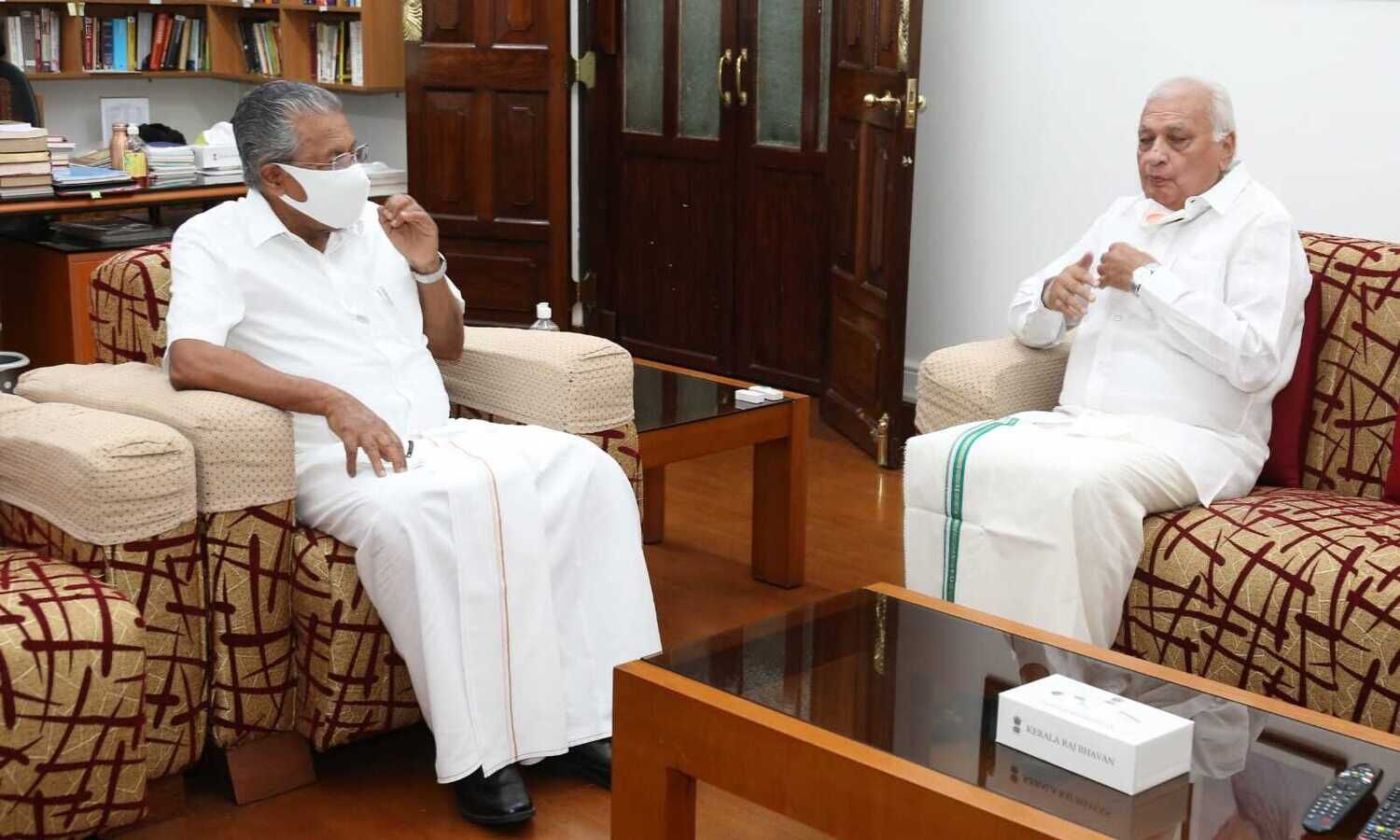 മുഖ്യമന്ത്രി ഗവർണറെ കണ്ടു; ലോകായുക്ത ഒാർഡിനൻസ് ചർച്ചയായി