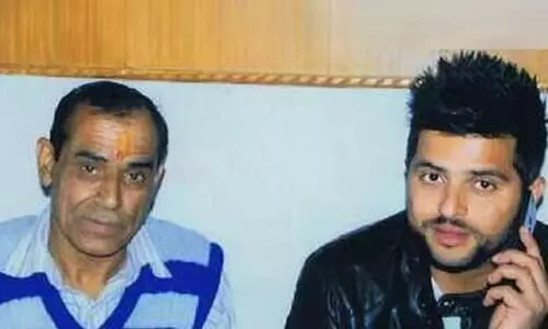 Former India cricketer Suresh Rainas father dies