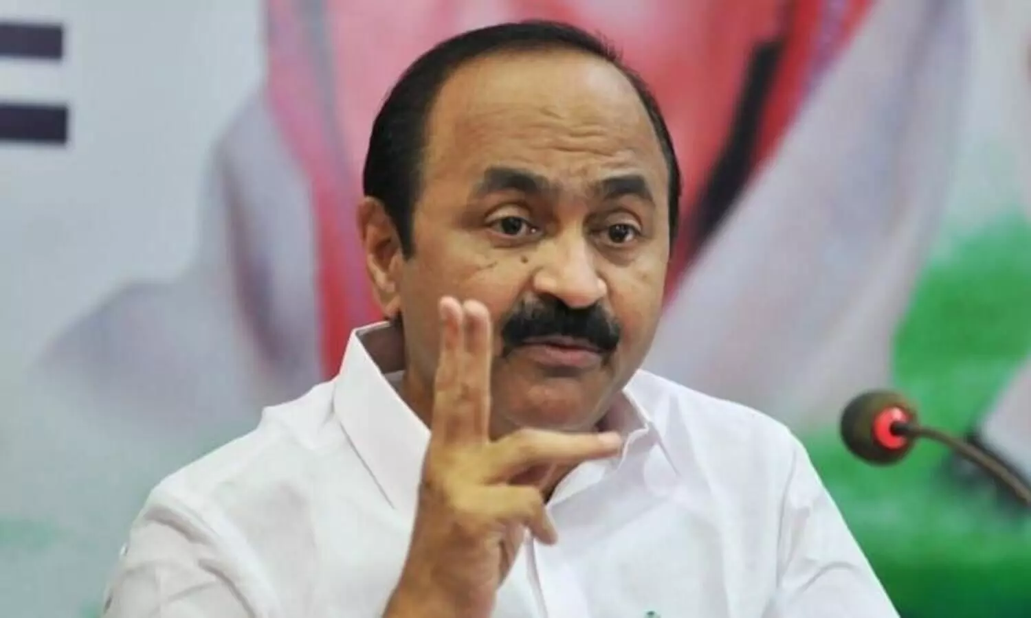 ഗവര്‍ണര്‍ ബി.ജെ.പി വക്താവ്, സ്ഥിരതയില്ലാത്ത വ്യക്തി -വി.ഡി. സതീശൻ