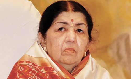 ലത മങ്കേഷ്കറിന് ആദരസൂചകമായി തപാൽ സ്റ്റാംപ് പുറത്തിറക്കും