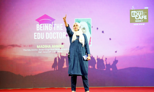 സദസ്സിനെ കൈയിലെടുത്ത്​  മദീഹ അഹമ്മദ്