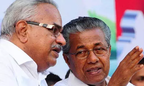 Pinarayi and Kanam 7222