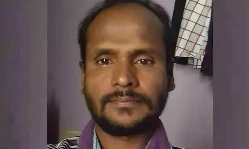 കോവിഡ് രോഗി ആശുപത്രിയിൽ തൂങ്ങി മരിച്ച നിലയിൽ കോവിഡ് രോഗി ആശുപത്രിയിൽ തൂങ്ങി മരിച്ച നിലയിൽ