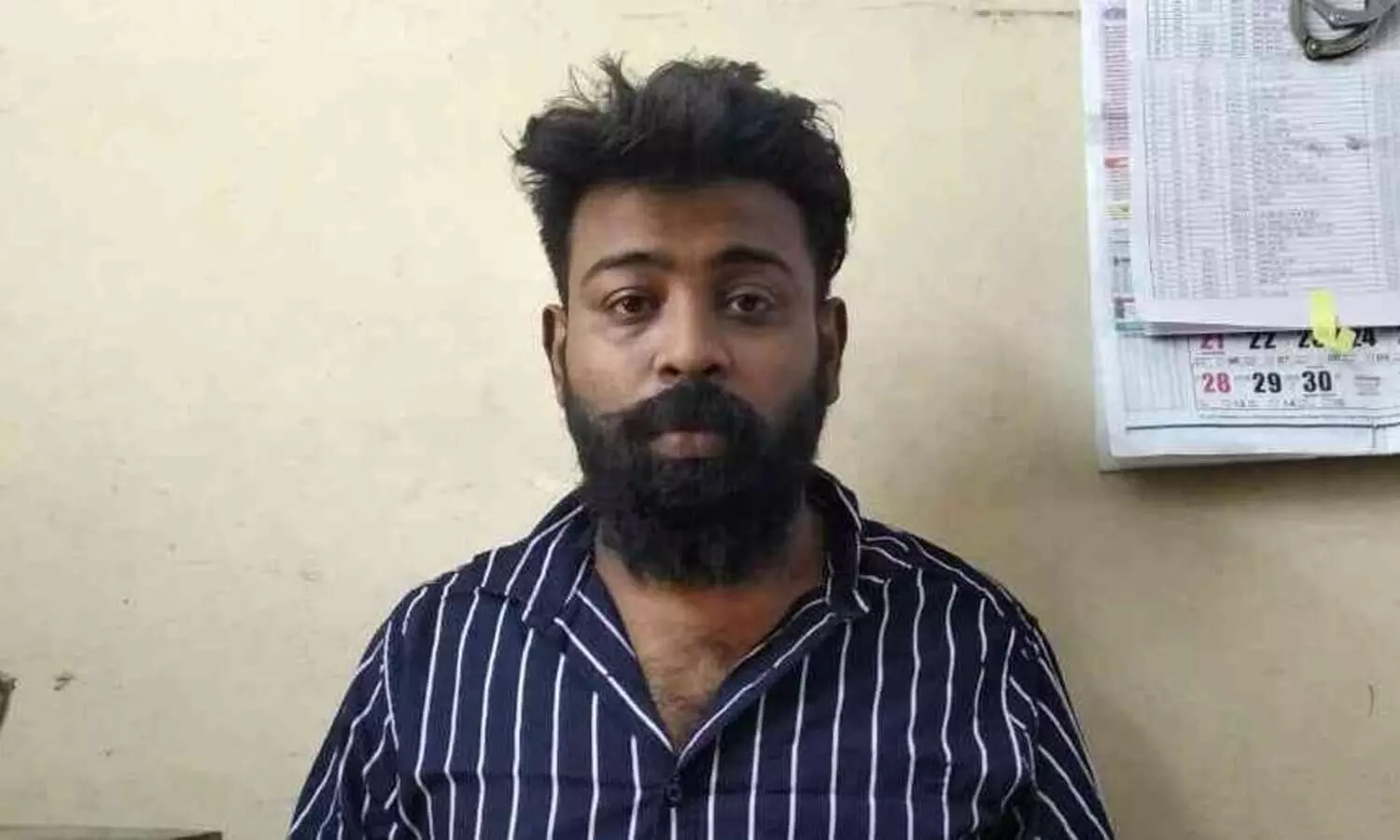 വഴിചോദിക്കുന്നതിനിടെ തുണി നീക്കി നഗ്നത പ്രദർശിപ്പിച്ചു; യുവാവിനെ നാട്ടുകാർ പിടികൂടി