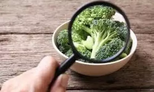 ഭക്ഷ്യയോഗ്യമല്ലാത്ത ഭക്ഷണം​: ഫു​ഡ് ആ​ൻ​ഡ് സേ​ഫ്റ്റി ഓ​ഫി​സ​ർ വി​ചാ​ര​ണ​ക്ക് ഹാ​ജ​രാ​കു​ന്നി​ല്ല; കേ​സു​ക​ൾ വെ​റു​തെ വി​ടു​ന്നു