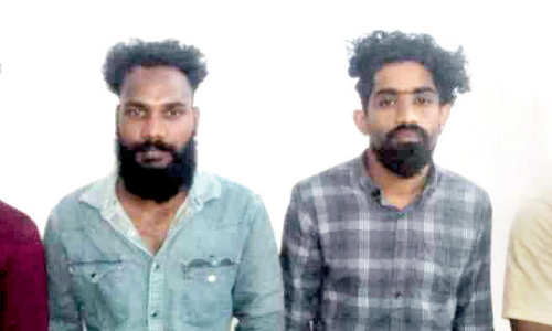 Police arrest gang at petrol pump attack team Police arrest gang at petrol pump attack team