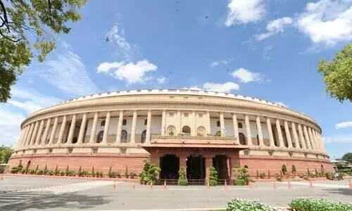 ഭരണം ഇങ്ങനെ​; ലോക്സഭയും രാജ്യസഭയും​