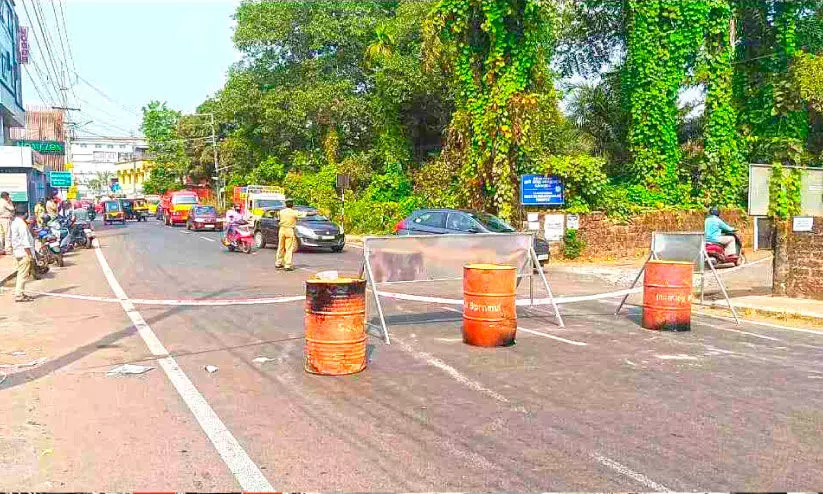 മന്ന-കപ്പാലം സംസ്ഥാന പാത നവീകരണം പുരോഗമിക്കുന്നു