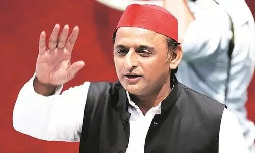 ഇരട്ട എൻജിൻ സർക്കാർ ഉത്തർപ്രദേശിനെ ഇരട്ട അഴിമതിയിലേക്ക് നയിച്ചു, ബി.ജെ.പിയെ പരിഹസിച്ച് അഖിലേഷ് യാദവ്