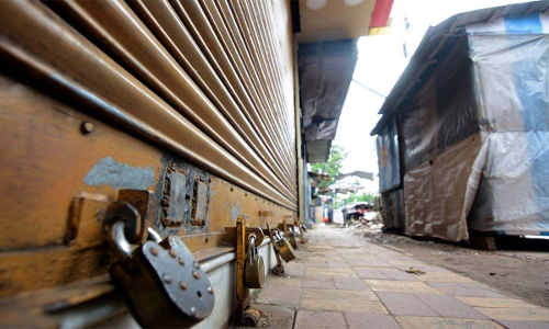 ഇ​ന്നു​ ക​ട​ക​ൾ തു​റ​ക്കി​ല്ല