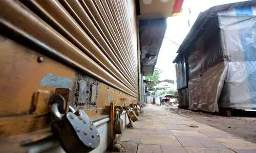 ഇ​ന്നു​ ക​ട​ക​ൾ തു​റ​ക്കി​ല്ല