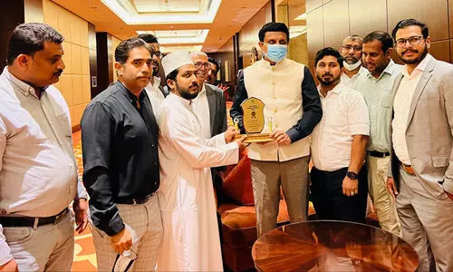 അറബിക് സാഹിത്യം ഒന്നാം റാങ്കുകാരനെ അനുമോദിച്ചു