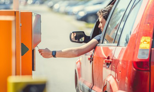 ഷാർജയിൽ കൂടുതൽ ഇടങ്ങളിൽ പെയ്ഡ് പാർക്കിങ്