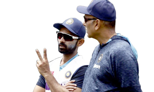 ര​ഹാ​നെ​യു​ടെ ക്ര​ഡി​റ്റ​ടി​ച്ചു​മാ​റ്റി​യ​ത് ശാസ്​ത്രി..!