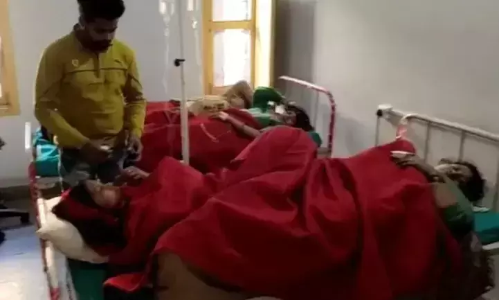 വിഷവാതകം ശ്വസിച്ച് 30 സ്ത്രീകൾക്ക് ദേഹാസ്വസ്ഥ്യം: രണ്ടുപേരുടെ നില ഗുരുതരം