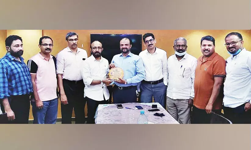 മലപ്പുറം ജില്ല കെ.എം.സി.സി ബാബു നഹ്ദിയുമായി സംവാദം പരിപാടി സംഘടിപ്പിച്ചു മലപ്പുറം ജില്ല കെ.എം.സി.സി ബാബു നഹ്ദിയുമായി സംവാദം പരിപാടി സംഘടിപ്പിച്ചു