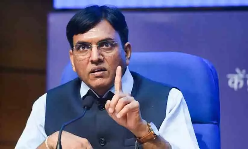 വിദഗ്ധ നിർദേശം ലഭിച്ചാലുടൻ 5-15 വയസ്സുകാർക്ക് കോവിഡ് വാക്സിൻ -കേന്ദ്ര ആരോഗ്യ മന്ത്രി